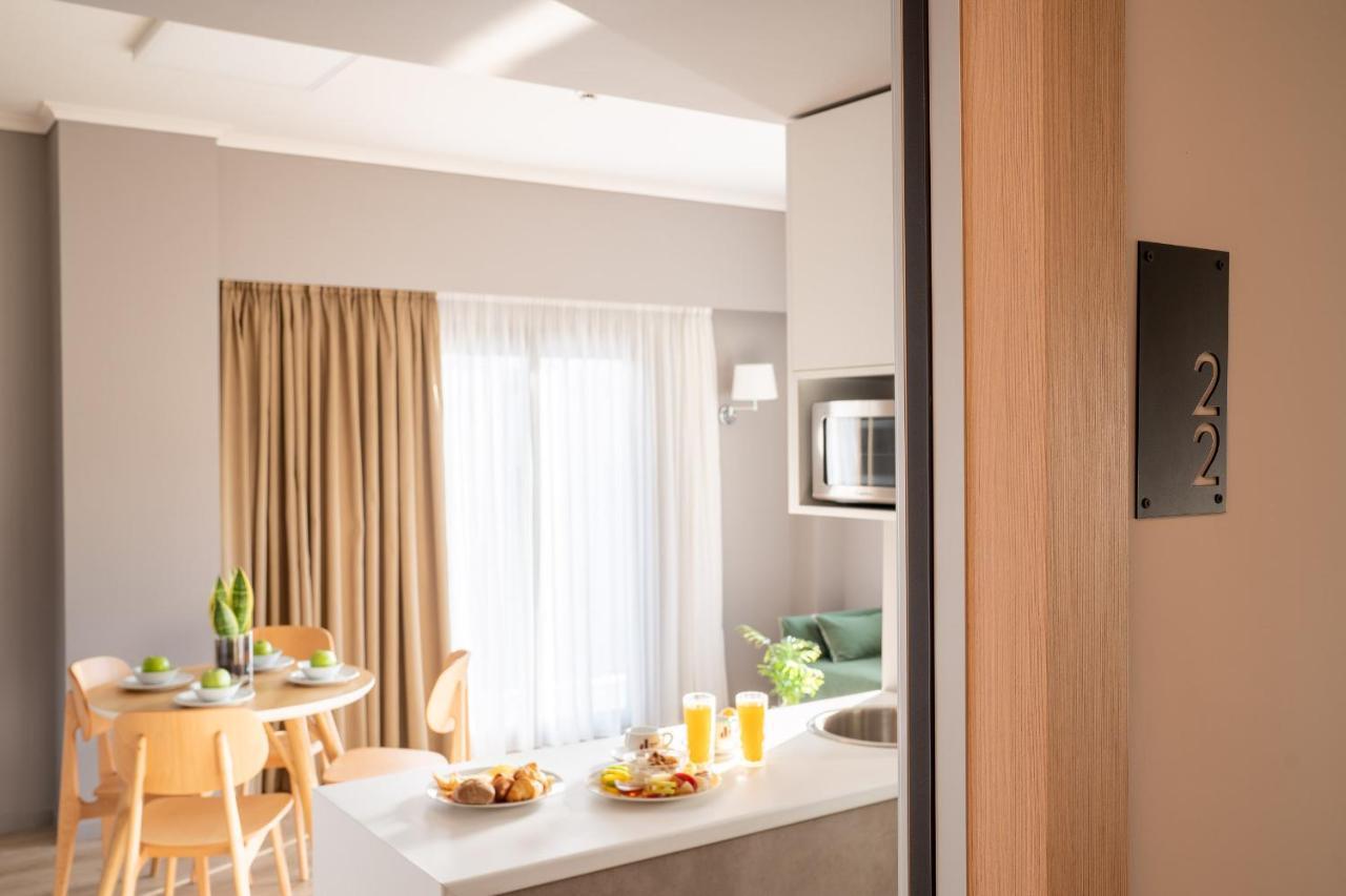 Chroma Fashion & Aparthotel Athene